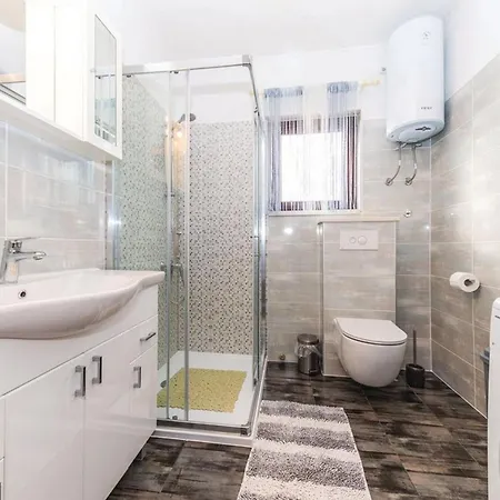 Apartment Cozy Nook Kastel Stari